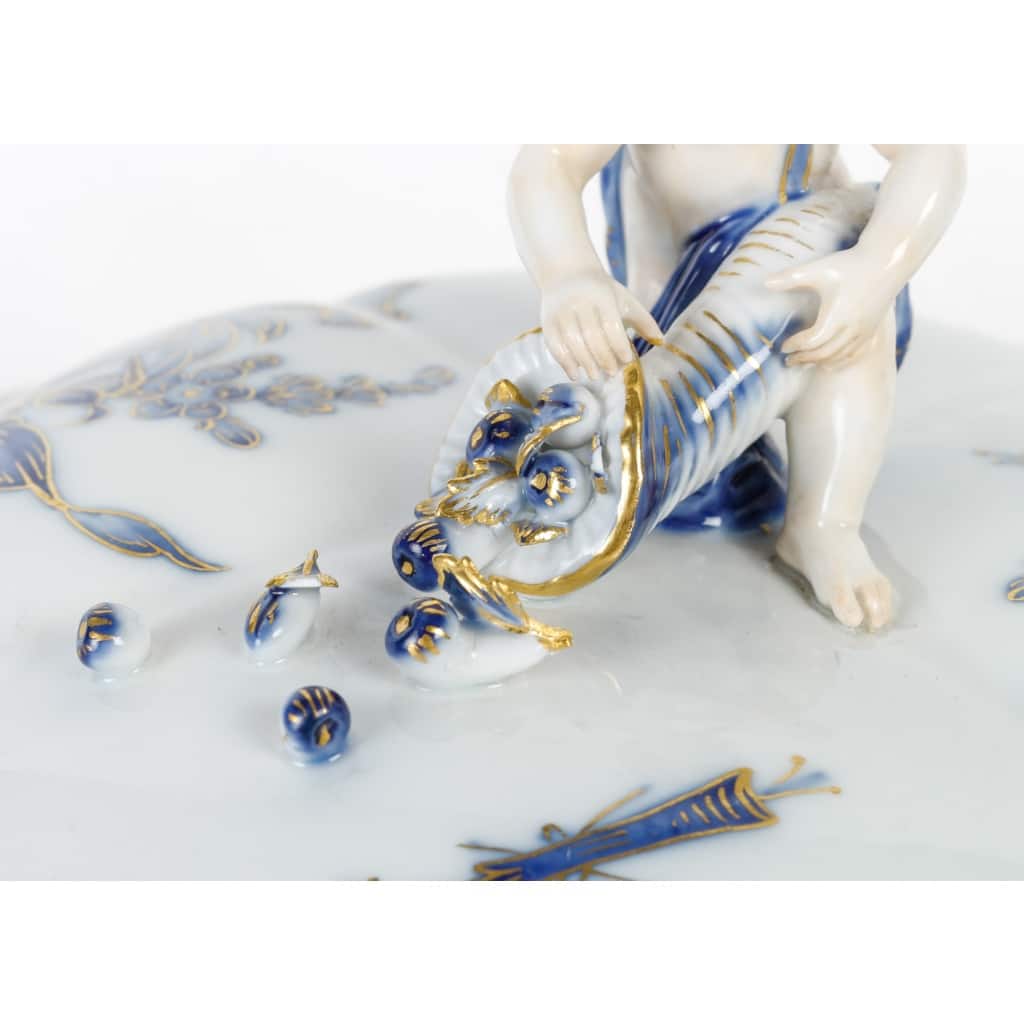 Rare Service de Table en Porcelaine Meissen – Floral bleu et dorée -78 Pièces – 1880 | Biron 