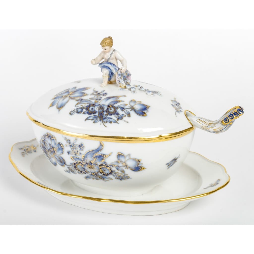 Rare Service de Table en Porcelaine Meissen – Floral bleu et dorée -78 Pièces – 1880 | Biron 