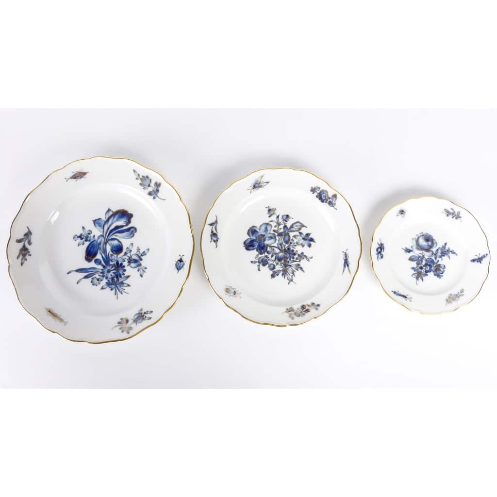 Rare Service de Table en Porcelaine Meissen – Floral bleu et dorée -78 Pièces – 1880 | Biron 