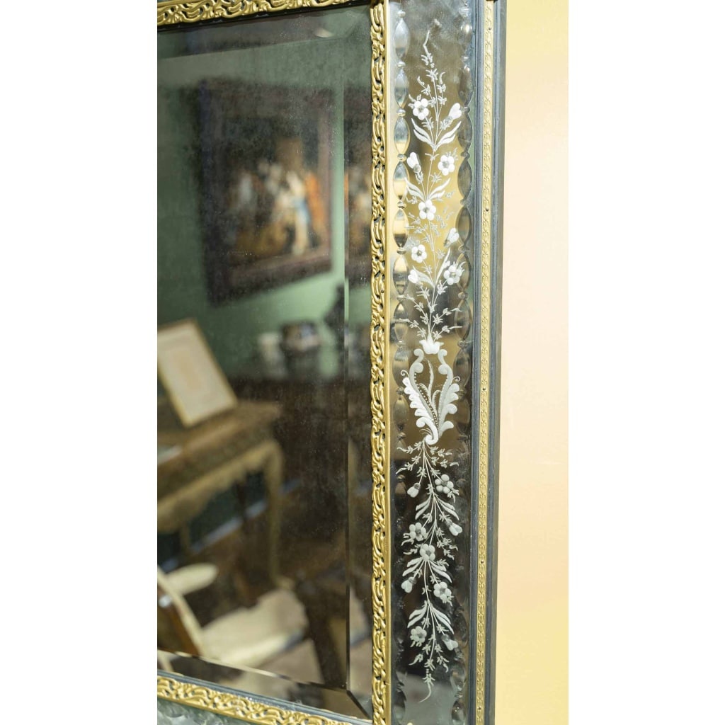 Miroir Gravé à parcloses et Fronton, XIXème Siècle. | Biron 