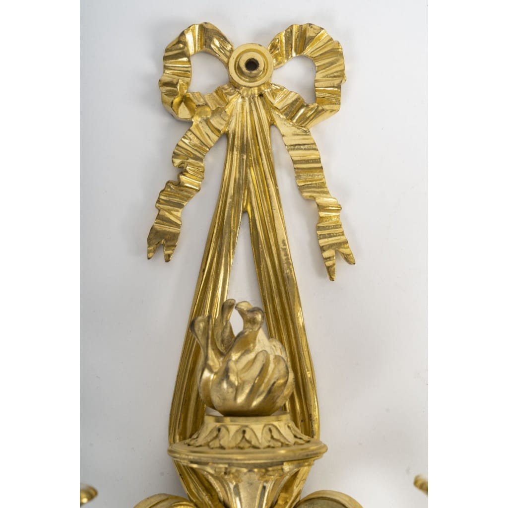 Paire d’appliques de style Louis XVI. | Biron 