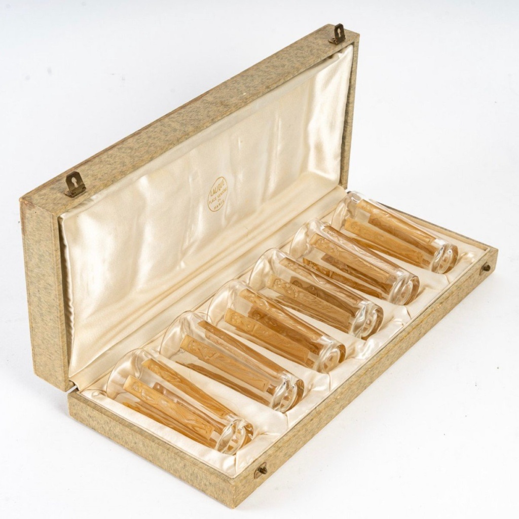 RENÉ LALIQUE,1911 Gobelet Six figurines | Biron 