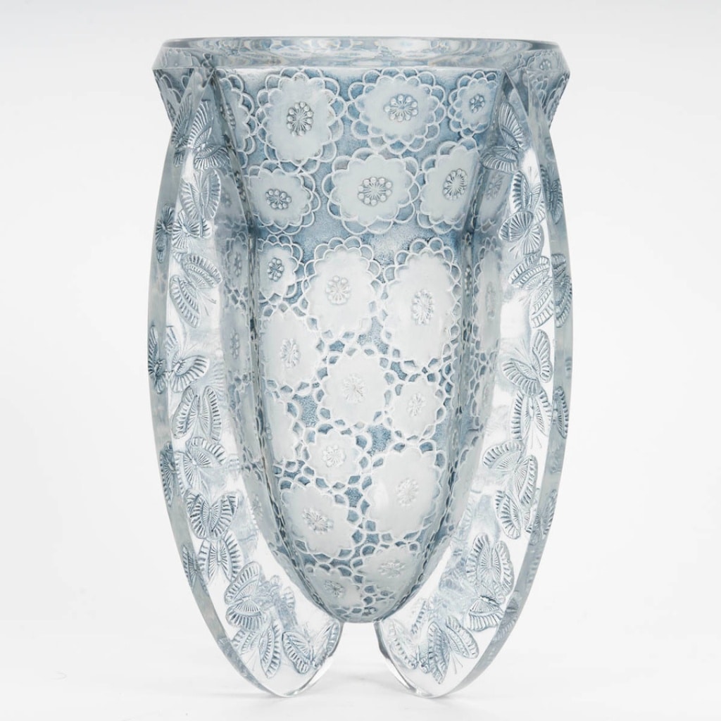 René LALIQUE (1860 – 1945) Vase « Papillons » – 1936. | Biron 