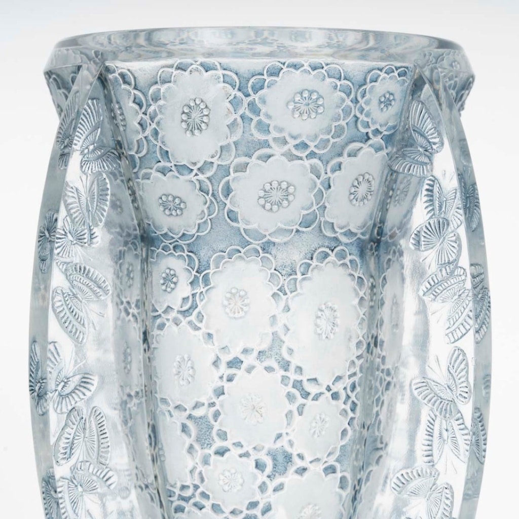 René LALIQUE (1860 – 1945) Vase « Papillons » – 1936. | Biron 