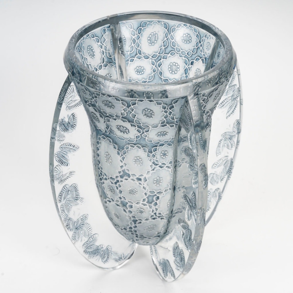 René LALIQUE (1860 – 1945) Vase « Papillons » – 1936. | Biron 