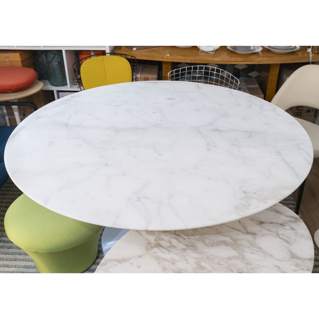 Eero SAARINEN Knoll International « Tulip » Table Calacatta 137 cm | Biron 
