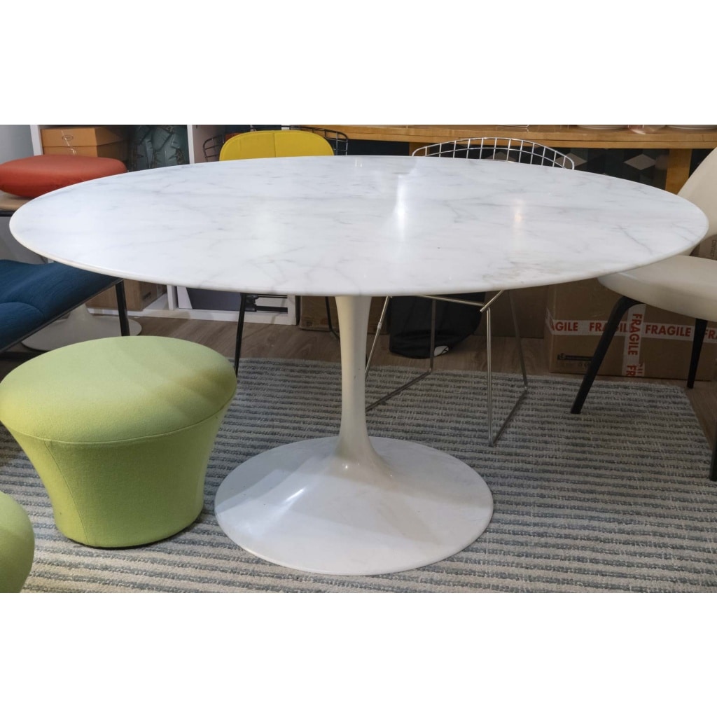 Eero SAARINEN Knoll International « Tulip » Table Calacatta 137 cm | Biron 