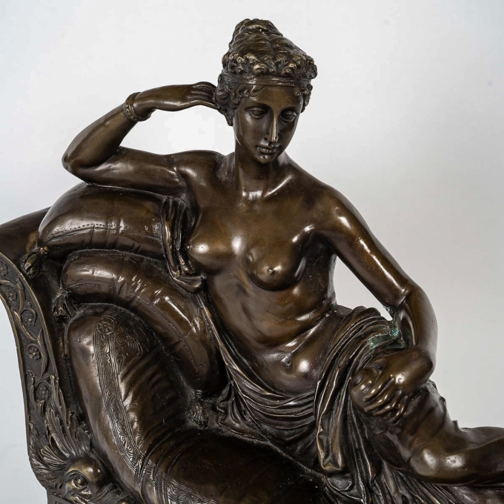 D’après Antonio Canova (1757-1822) – Pauline Borghèse dite Venus Vitrix en bronze et marbre vers 1860-1880 | Biron 