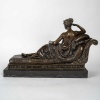 D’après Antonio Canova (1757-1822) – Pauline Borghèse dite Venus Vitrix en bronze et marbre vers 1860-1880 | Biron 