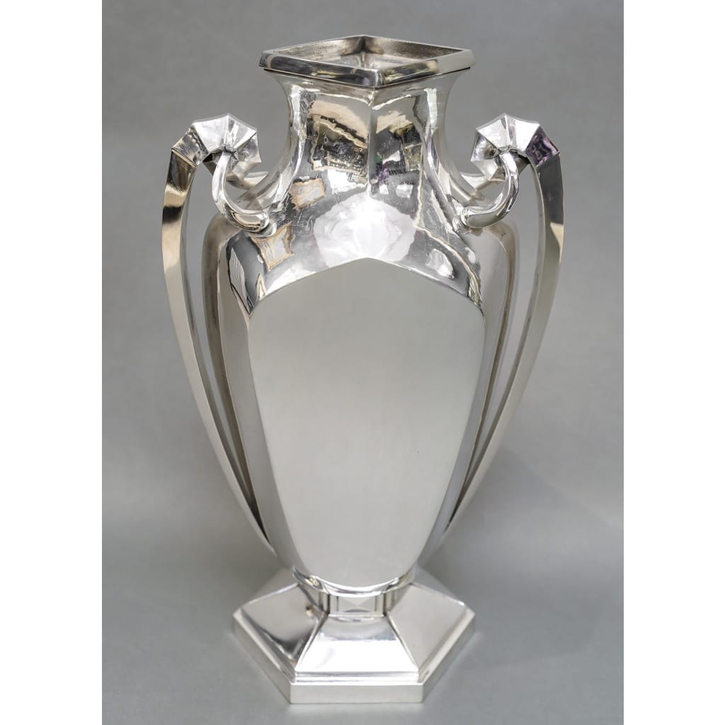 Orfèvre BOULENGER – Vase en argent massif ART DECO circa 1925/1930 | Biron 