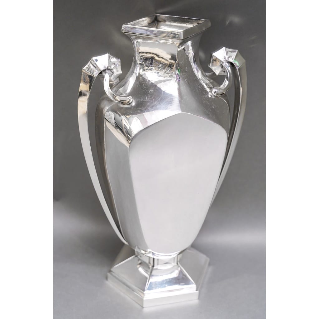 Orfèvre BOULENGER – Vase en argent massif ART DECO circa 1925/1930 | Biron 