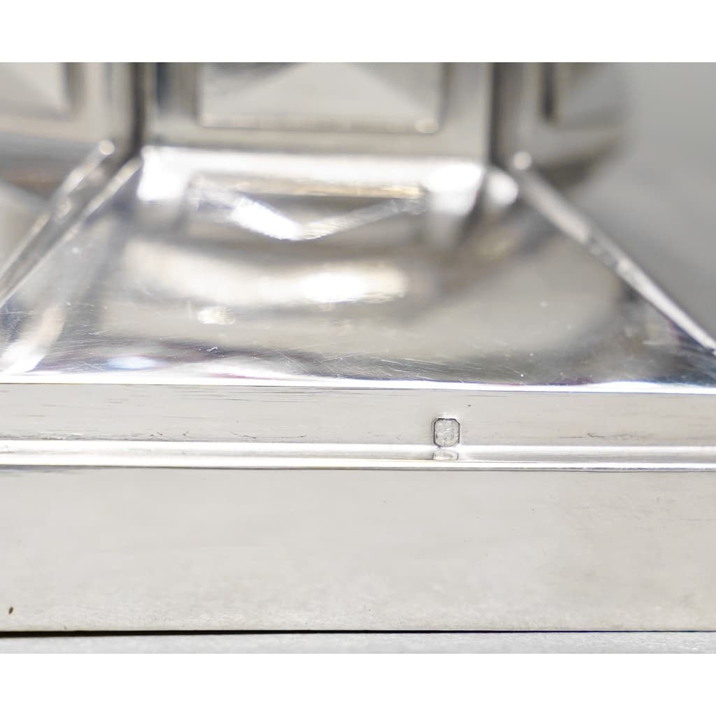 Orfèvre BOULENGER – Vase en argent massif ART DECO circa 1925/1930 | Biron 