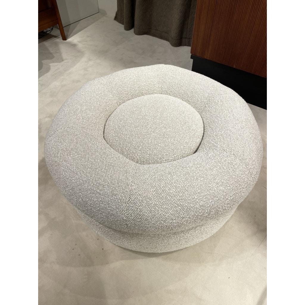 Ensemble fauteuil et pouf d’URBINO et LOMAZZI | Biron 
