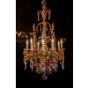 Signé par les Cristalleries de Baccarat, lustre de style Louis XVI aux pots à feu en bronze doré et cristal taillé vers 1890 | Biron 