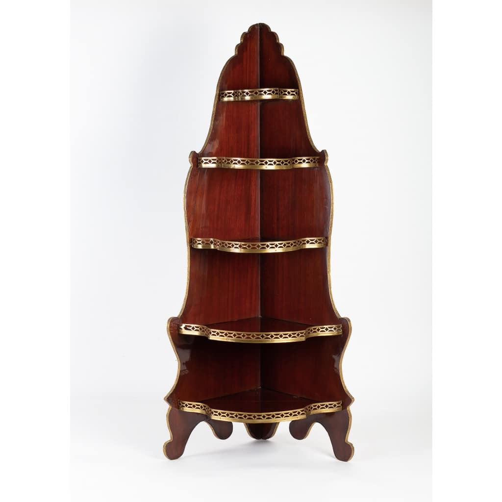 Encoignure en acajou de style Louis XVI à décor de bronze et laiton doré vers 1890-1900 | Biron 