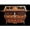 Commode Bordelaise dite scriban en noyer et acajou époque Louis XV | Biron 