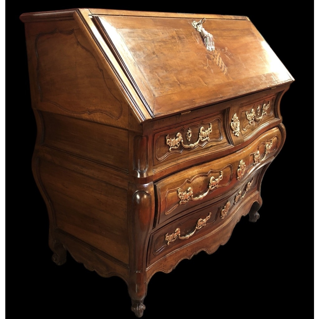 Commode Bordelaise dite scriban en noyer et acajou époque Louis XV | Biron 