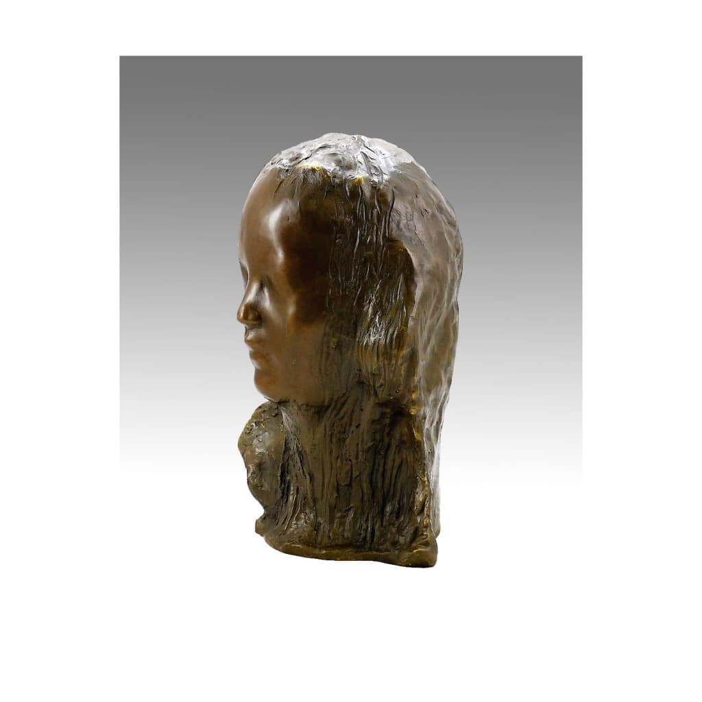 Sculpture d’un buste féminin en bronze patiné, Art contemporain, XXIème siècle. | Biron 