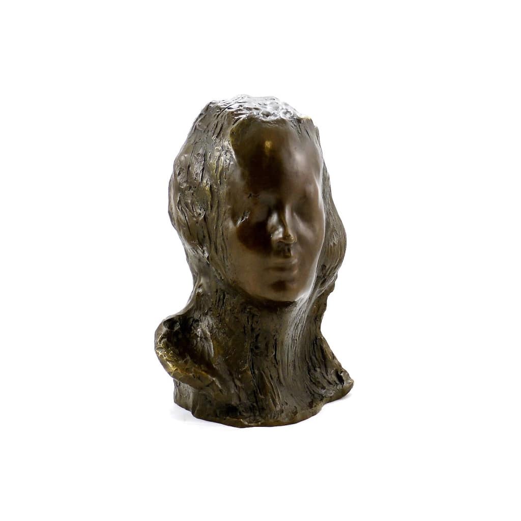 Sculpture d’un buste féminin en bronze patiné, Art contemporain, XXIème siècle. | Biron 