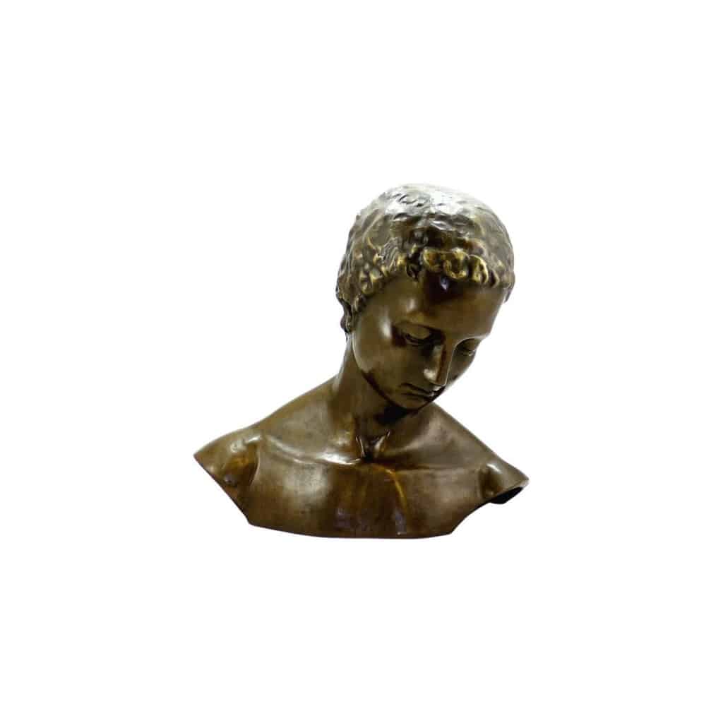 Sculpture d’un visage tête incliné en bronze patiné, Art contemporain, XXIème siècle. | Biron 
