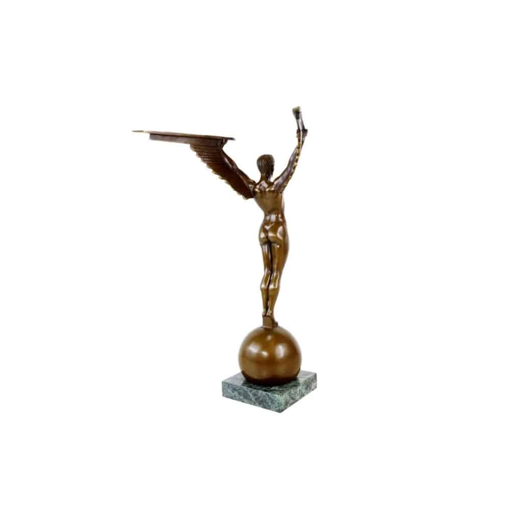 Sculpture en bronze patiné représentant Icare, socle en marbre, style Art Déco, XXIème siècle. | Biron 