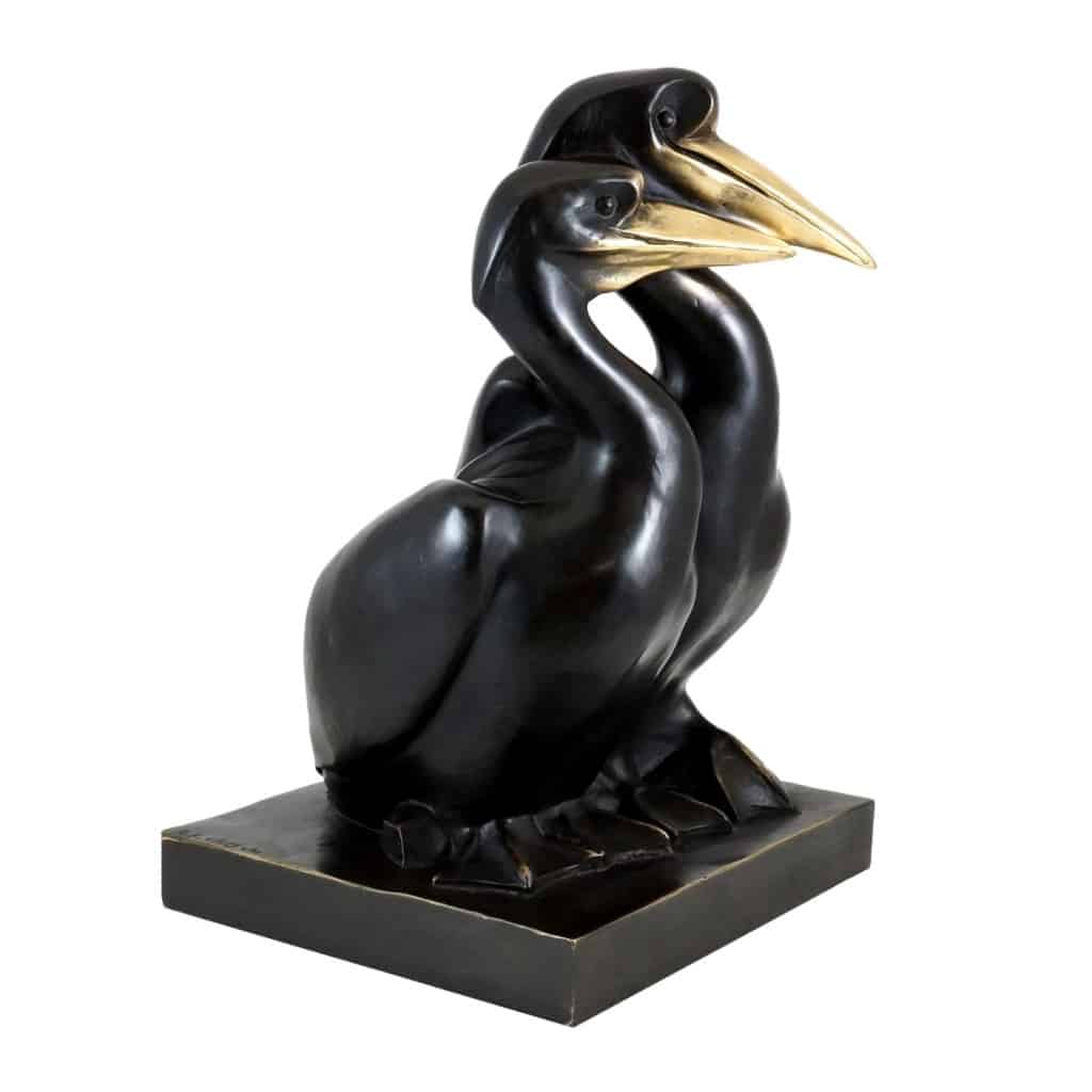 Sculpture en bronze patiné représentant un couple de pelicans, Art contemporain, XXIème siècle. | Biron 