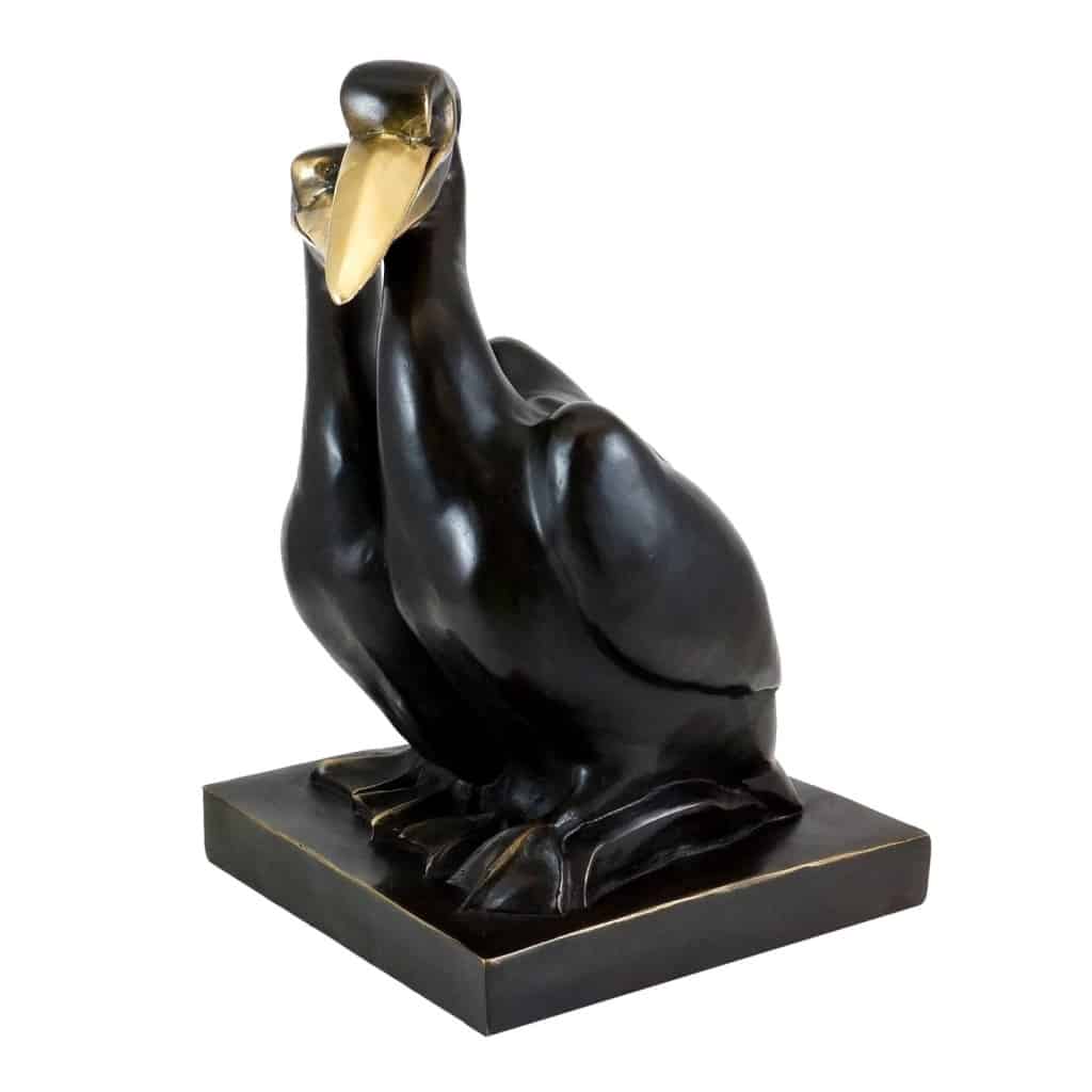 Sculpture en bronze patiné représentant un couple de pelicans, Art contemporain, XXIème siècle. | Biron 