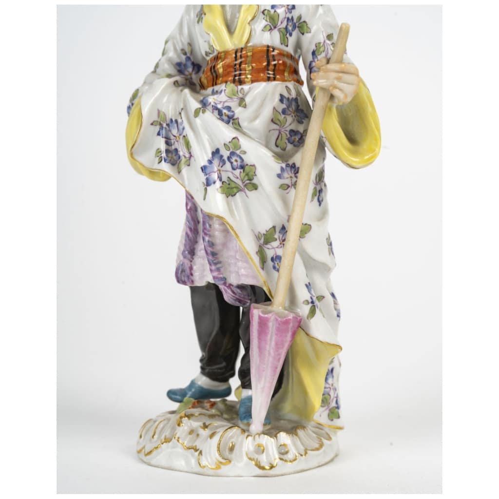 Sculpture en porcelaine de Meissen, model du XIXème siècle, XXème siècle. | Biron 