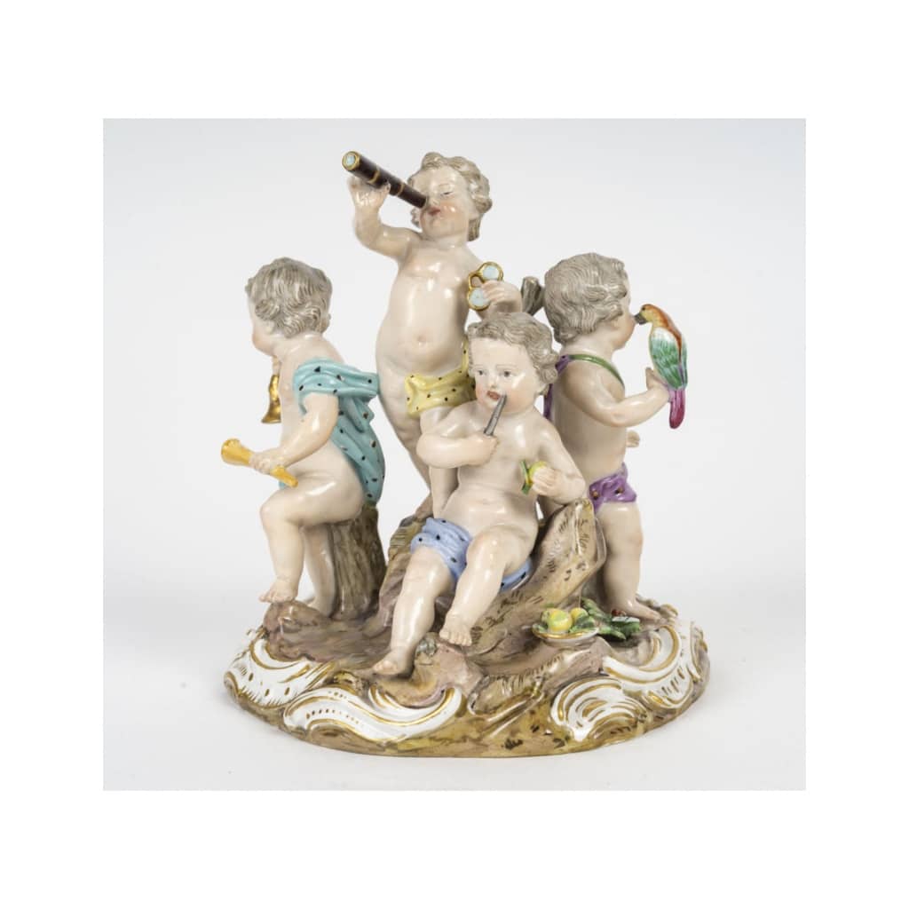 Sculpture, groupe en porcelaine de Meissen, les 5 sens, XIXème siècle, époque Napoléon III. | Biron 