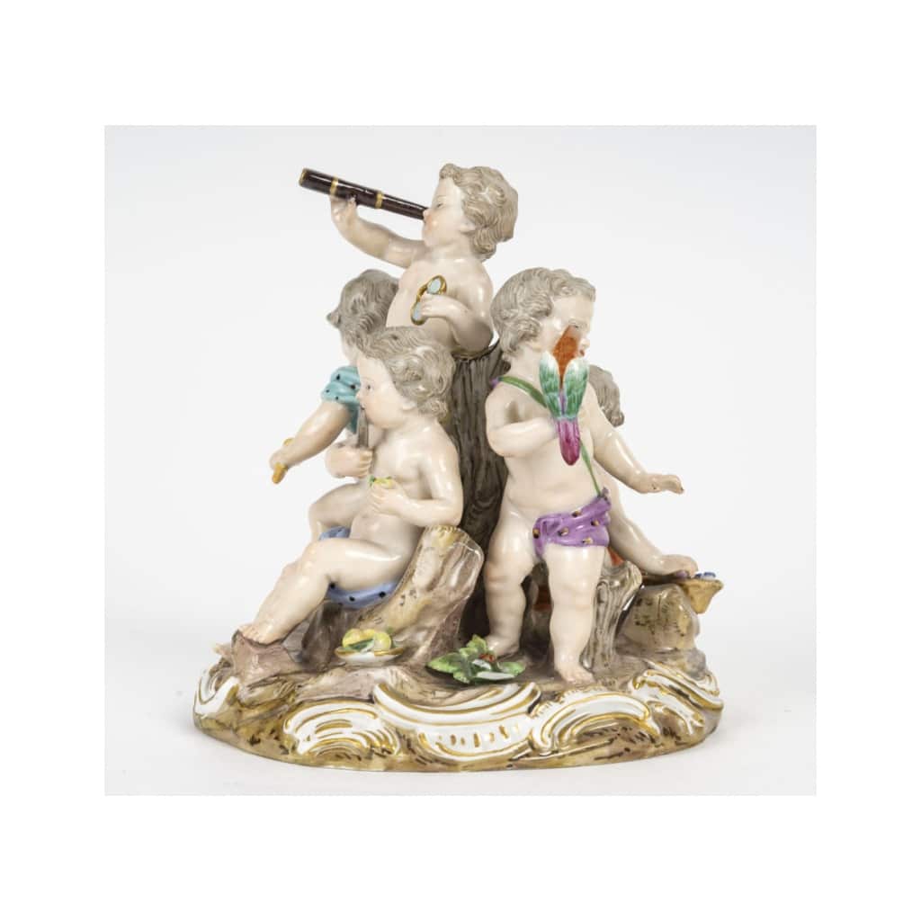Sculpture, groupe en porcelaine de Meissen, les 5 sens, XIXème siècle, époque Napoléon III. | Biron 