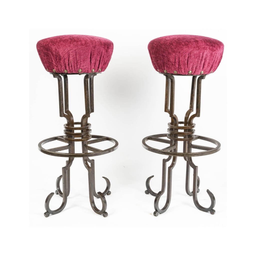 Suite de 7 tabourets en fer forgé et tapisserie, XXème siècle, 1950-1960. | Biron 