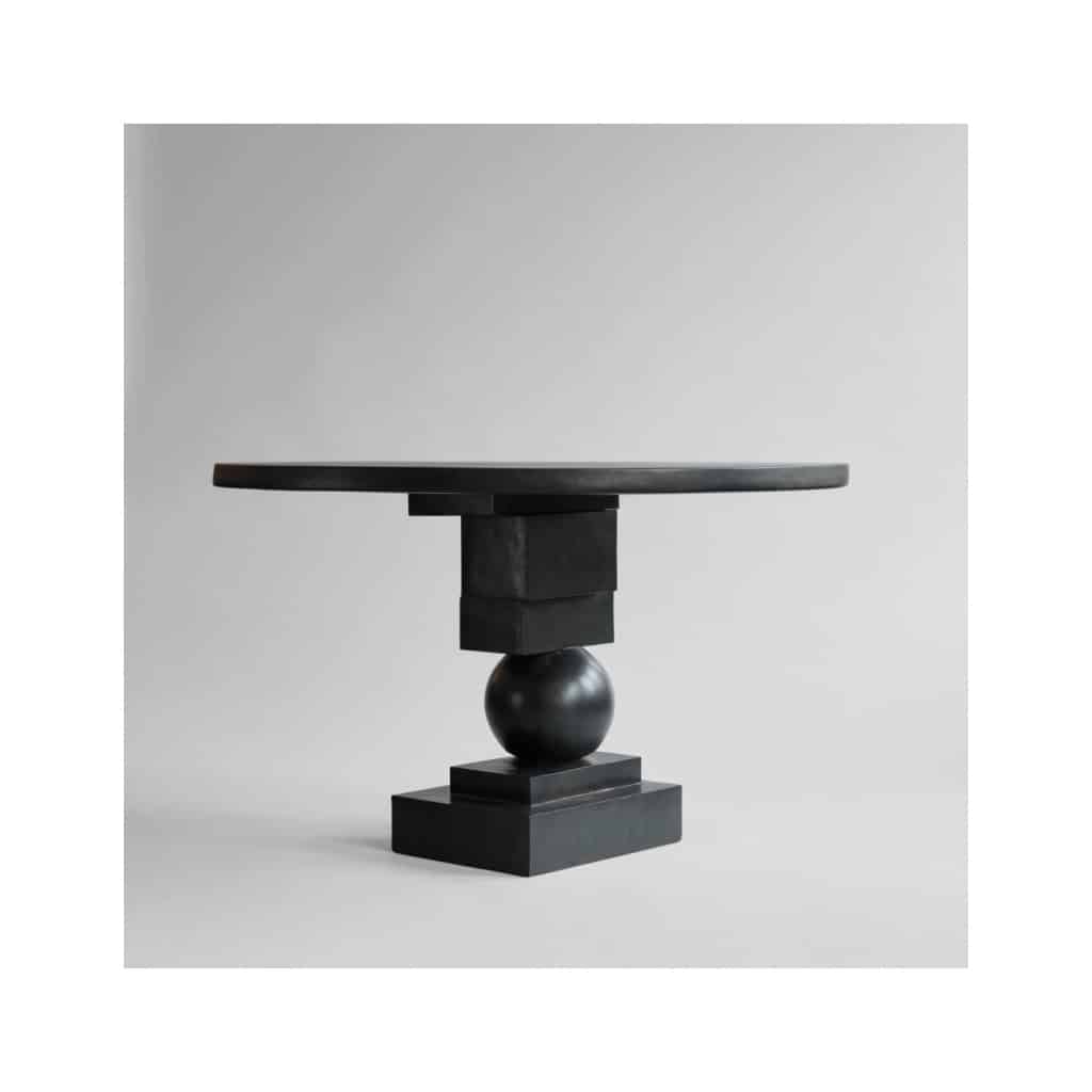Table à manger, guéridon, model Artist, au design d’une sculpture moderne en Béton et fibre, travail contemporain. | Biron 