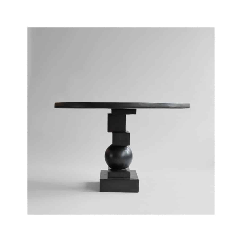 Table à manger, guéridon, model Artist, au design d’une sculpture moderne en Béton et fibre, travail contemporain. | Biron 