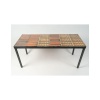 Table basse de Roger Capron des années 1970, céramique et métal. | Biron 