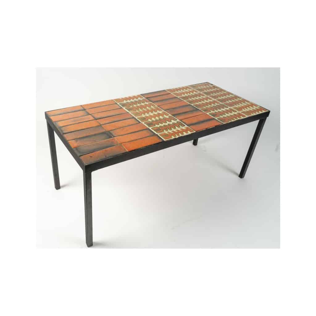 Table basse de Roger Capron des années 1970, céramique et métal. | Biron 