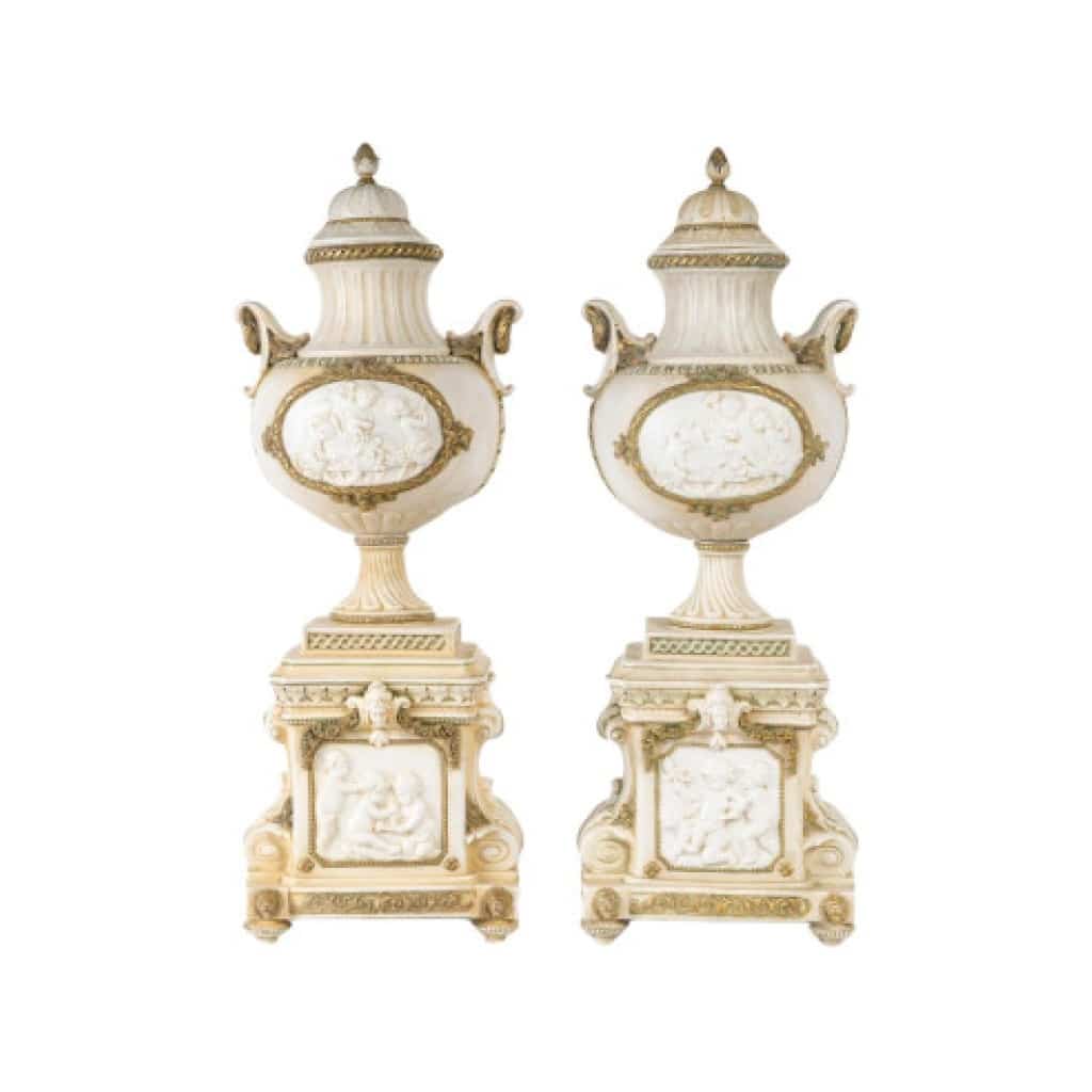 Paire de vases en biscuit et porcelaine – Époque XIXe siècle | Biron 