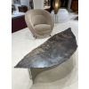 Table basse italienne en métal en forme de feuille | Biron 