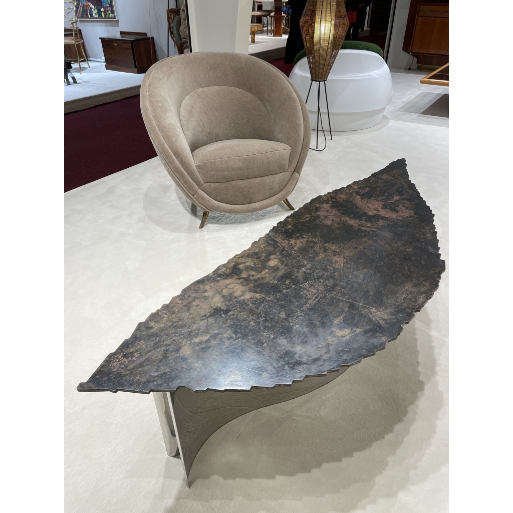 Table basse italienne en métal en forme de feuille | Biron 
