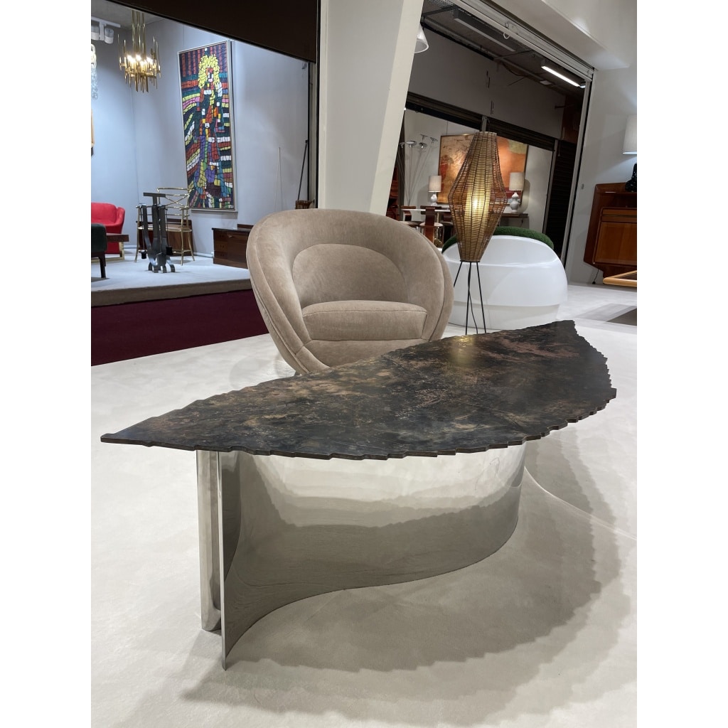 Table basse italienne en métal en forme de feuille | Biron 