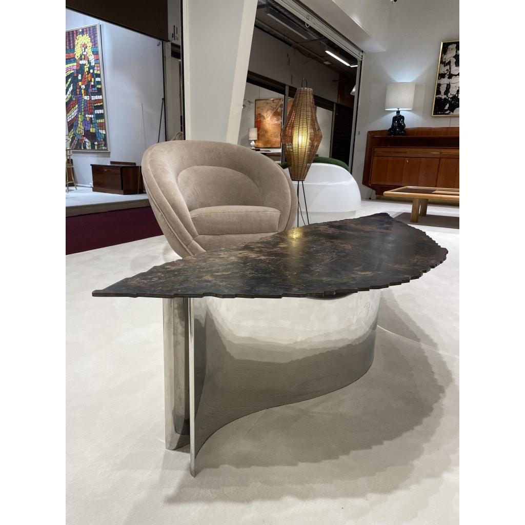 Table basse italienne en métal en forme de feuille | Biron 