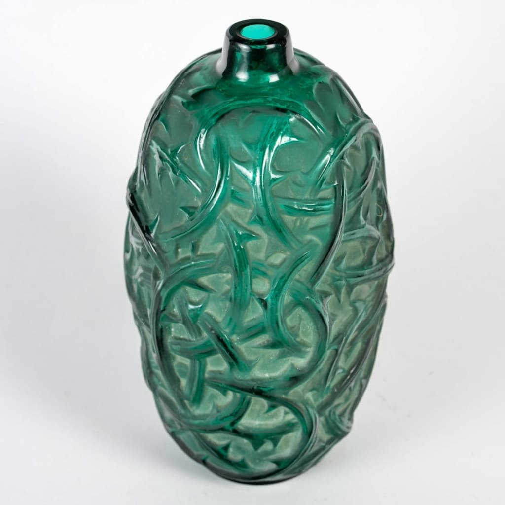 Vase « Ronces » verre vert émeraude patiné blanc de René LALIQUE | Biron 