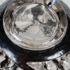 Vase « Tourbillons » verre blanc émaillé noir de René LALIQUE | Biron 