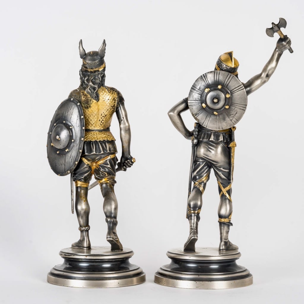 Émile-Coriolan Guillemin (1841-1907) Paire de Soldats Gaulois en bronze, circa 1875 | Biron 