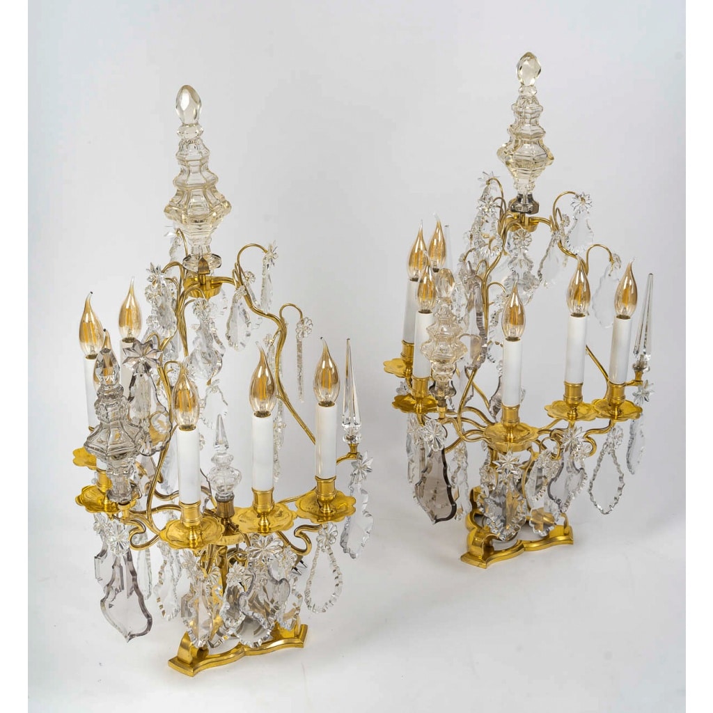 Paire de girandoles de style Louis XV en bronze doré et décor de cristal Baccarat vers 1850-1870 | Biron 