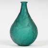 René LALIQUE -1923- Vase "SAUGE" teinté Vert émeraude 