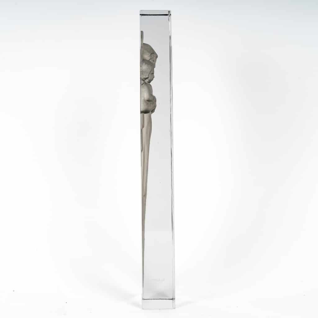 Statuette « Vierge à l’Enfant » verre blanc patiné gris de René LALIQUE | Biron 