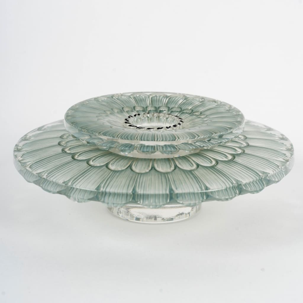 Suite de 4 Bougeoirs « Dahlias » verre blanc patiné bleu et émaillé noir | Biron 