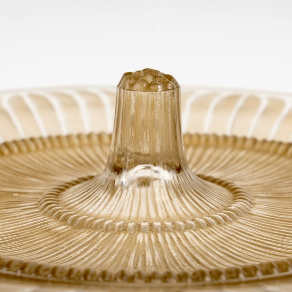 Boîte Confiturier "Gatinais" verre blanc patiné sépia de René LALIQUE 
