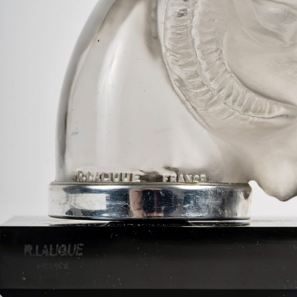 Paire de Mascottes Serre-Livres » Tête de Bélier » verre blanc de René LALIQUE | Biron 