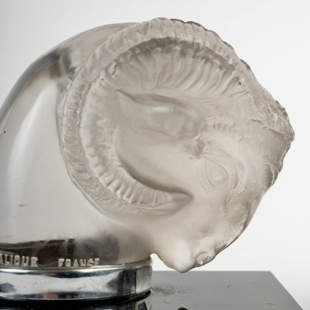 Paire de Mascottes Serre-Livres » Tête de Bélier » verre blanc de René LALIQUE | Biron 